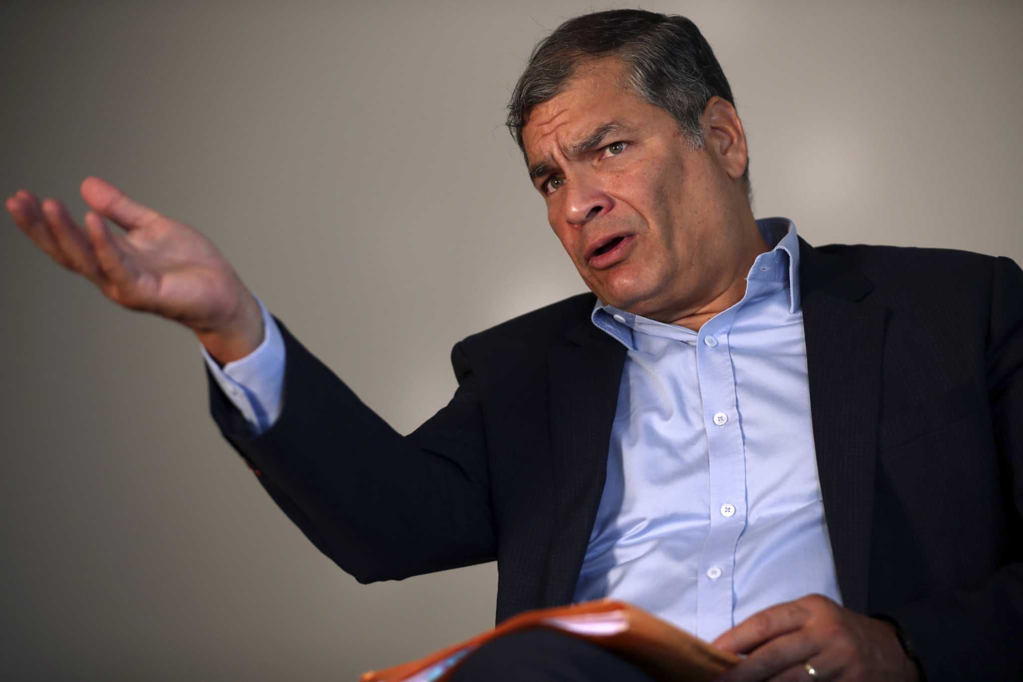 Exiled ex-Ecuador president doesn't exclude political return